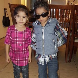 Meet your Posher, Arias